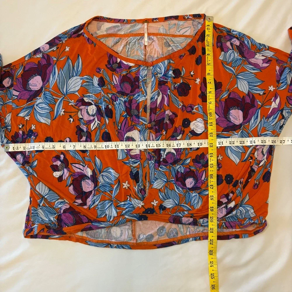 Free People Keepin On Tee - Size M‎